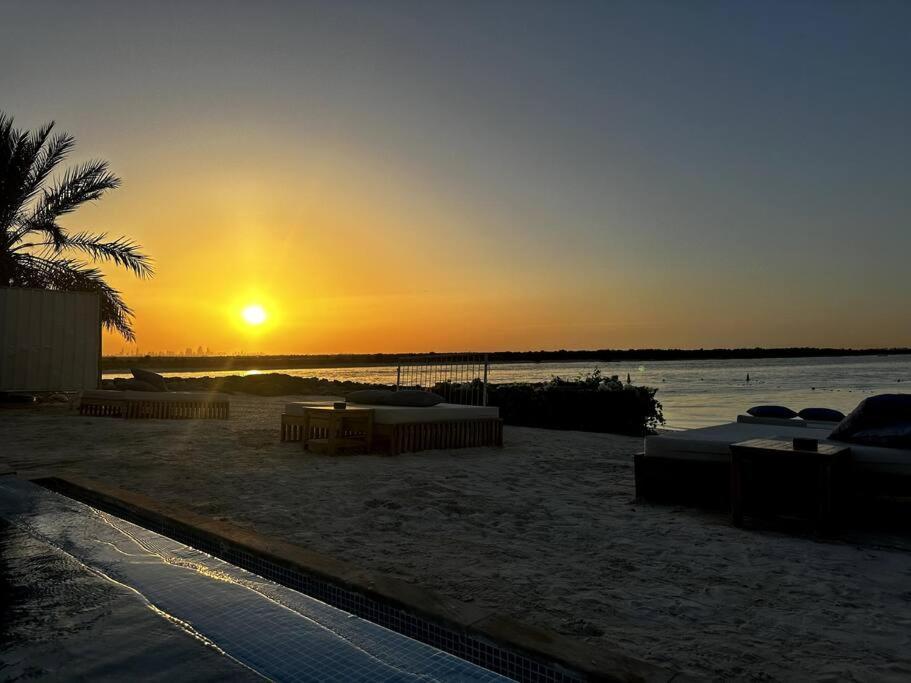 Beachside Sunset * Abu Dhabi