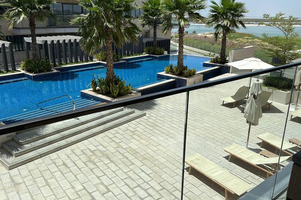 Beachside Sunset Apartment *